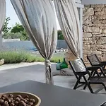 Rustic Luxury With Stunning Interior In Tinjan * Kringa