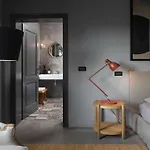 别墅 Rustic Luxury With Stunning Interior In Tinjan *