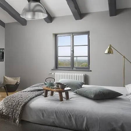 Willa Rustic Luxury With Stunning Interior In Tinjan Kringa