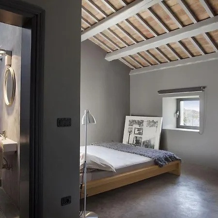 Willa Rustic Luxury With Stunning Interior In Tinjan